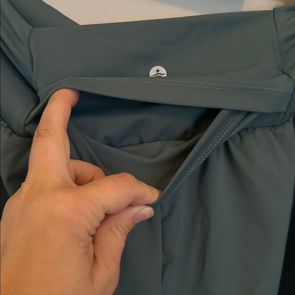 HALARA Ocean Blue High-Waist Shorts - Picture 4 of 5